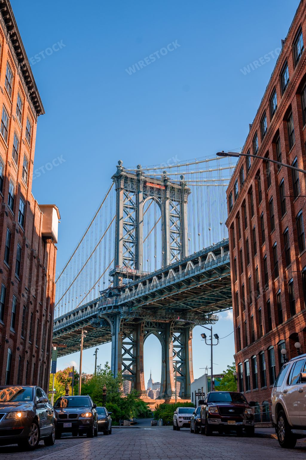 A  vertical shot of the Brooklyn Bridge in New York, USA