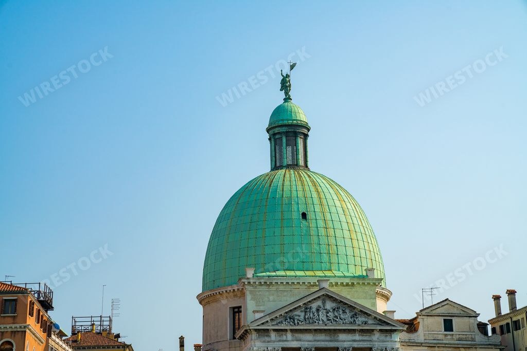 A closeup shot of the San Simeone Piccolo church in Venice, Italy