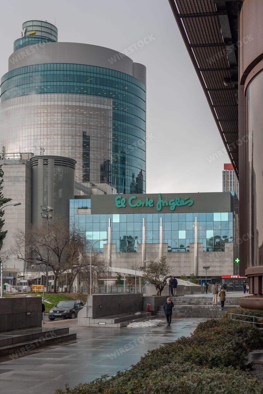 Edificio de El Corte Ingles en Nuevos Ministerios.