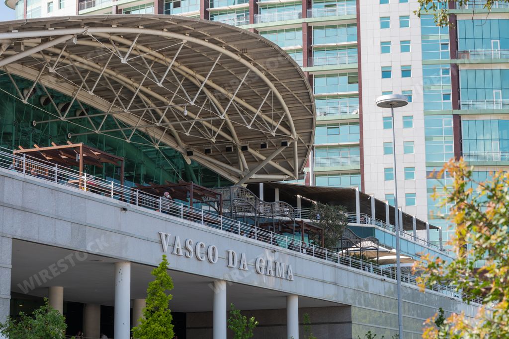 The Vasco da Gama Shopping Center inaugurated right after Lisbon's Expo 98