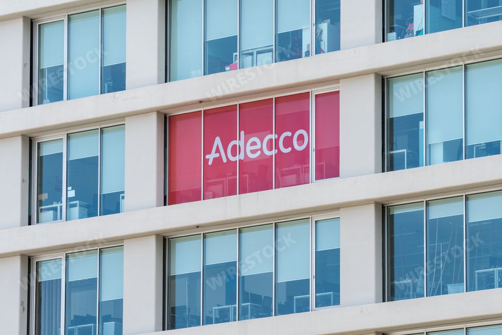 An ADECCO, a world leader in human resources, headquartered in the Mar Vermelho Building, in Parque das Nacoes