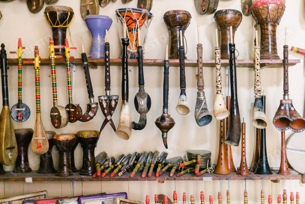 traditional oriental instruments in a shop in Marrakech Marrocco