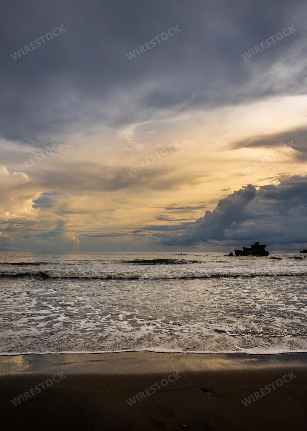 A beautiful scene of a shore washed up by a sea wave