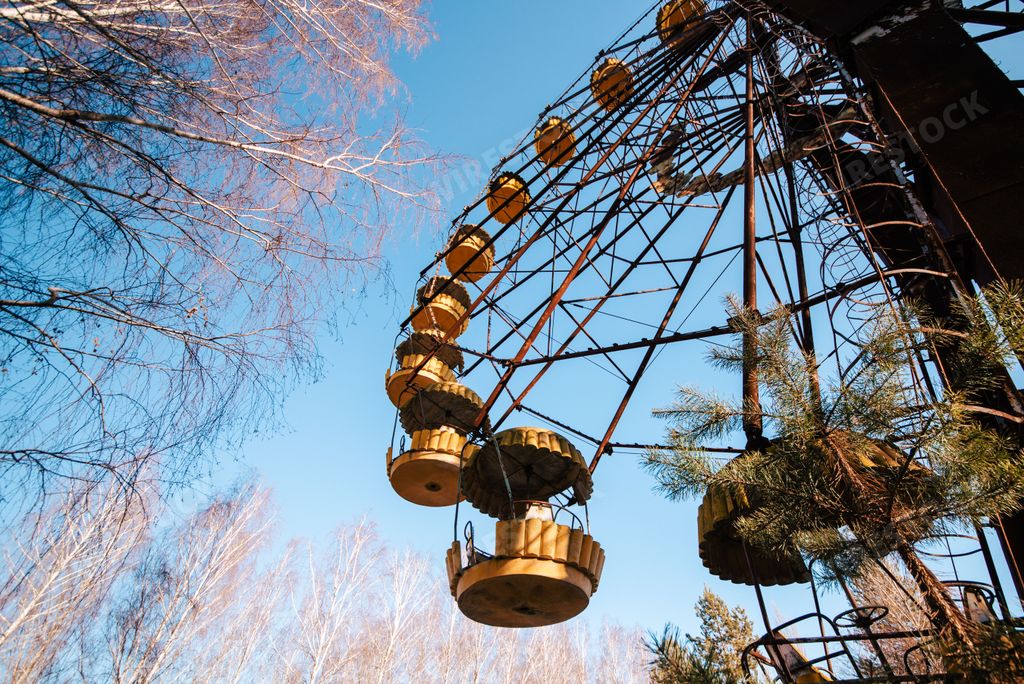 Photos from around the chernobyl exclusion zone, ukraine.