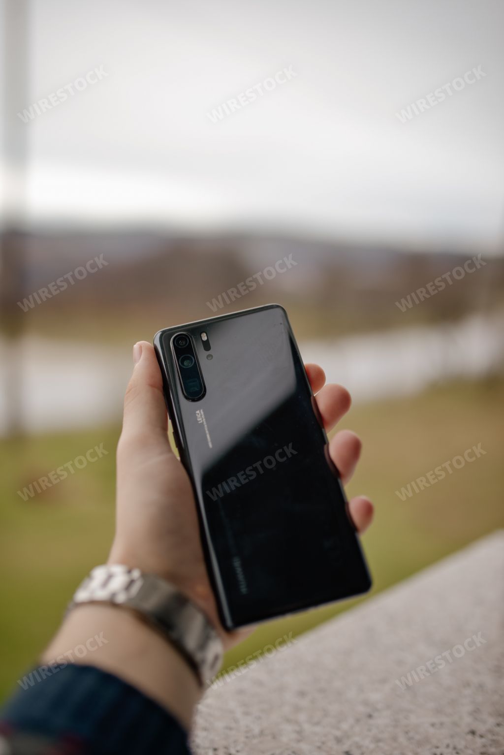 Huawei p30 pro, a smartphone with three excellent background cameras. Fantastic specifications. One of the best phones ever.