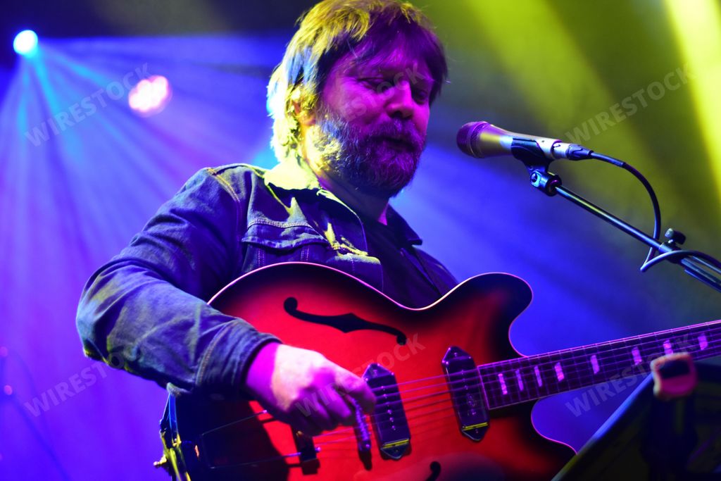 Singer-songwriter Paul Draper in performance at the SWX night club, Bristol, England. 21 February 2018.