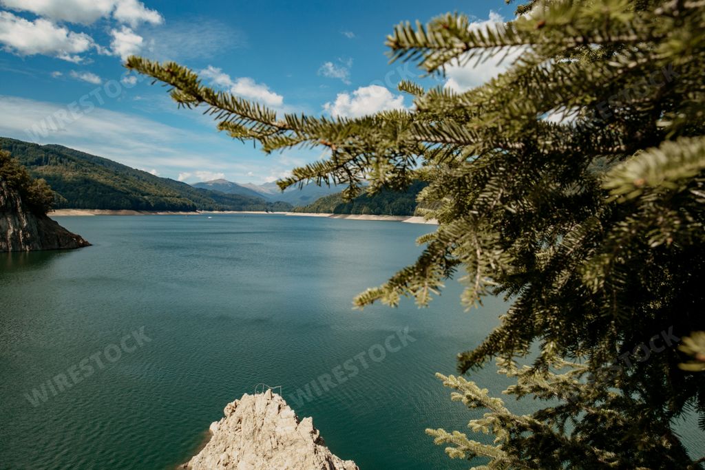 A scenic view of Lake Vidraru in Vidraru Dam, Romania