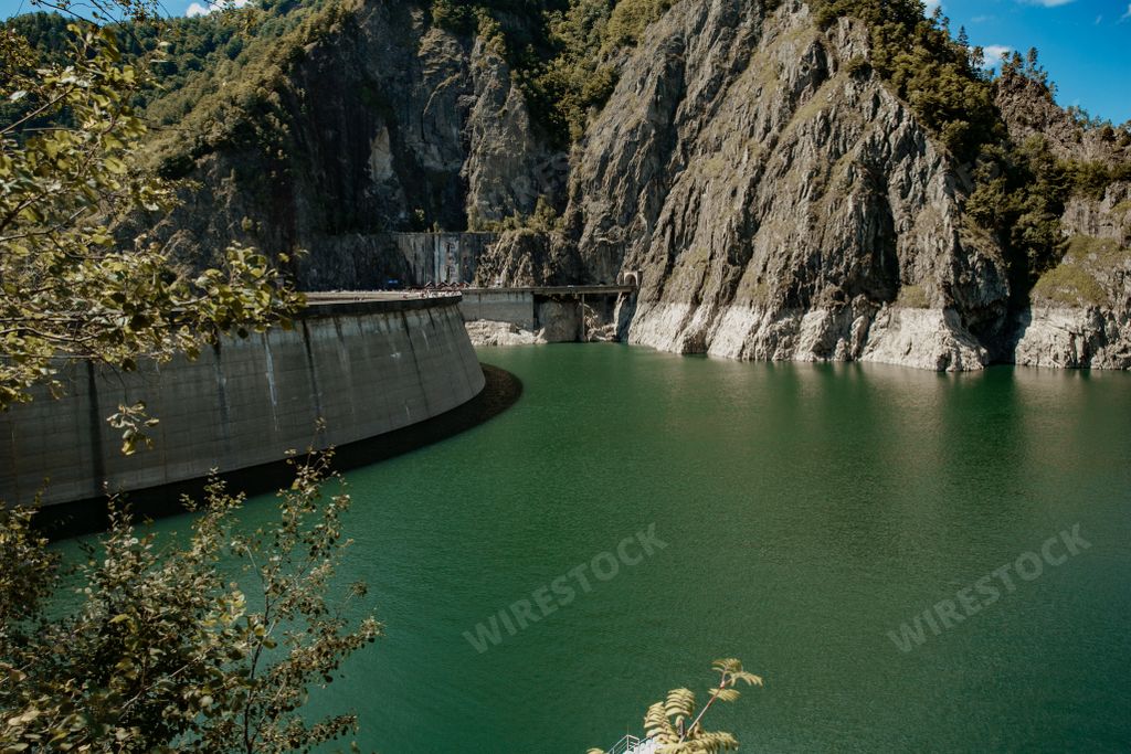A scenic view of Lake Vidraru in Vidraru Dam, Romania
