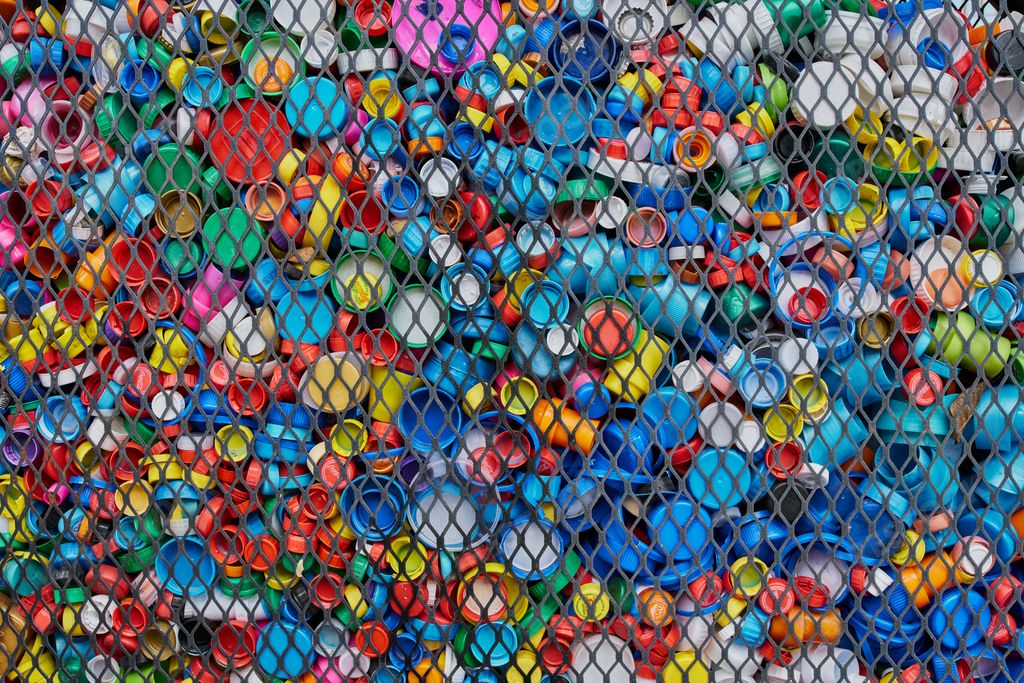 Collection of soda and water caps to help children with cancer in the main garden square of Union de Tula, Jalisco