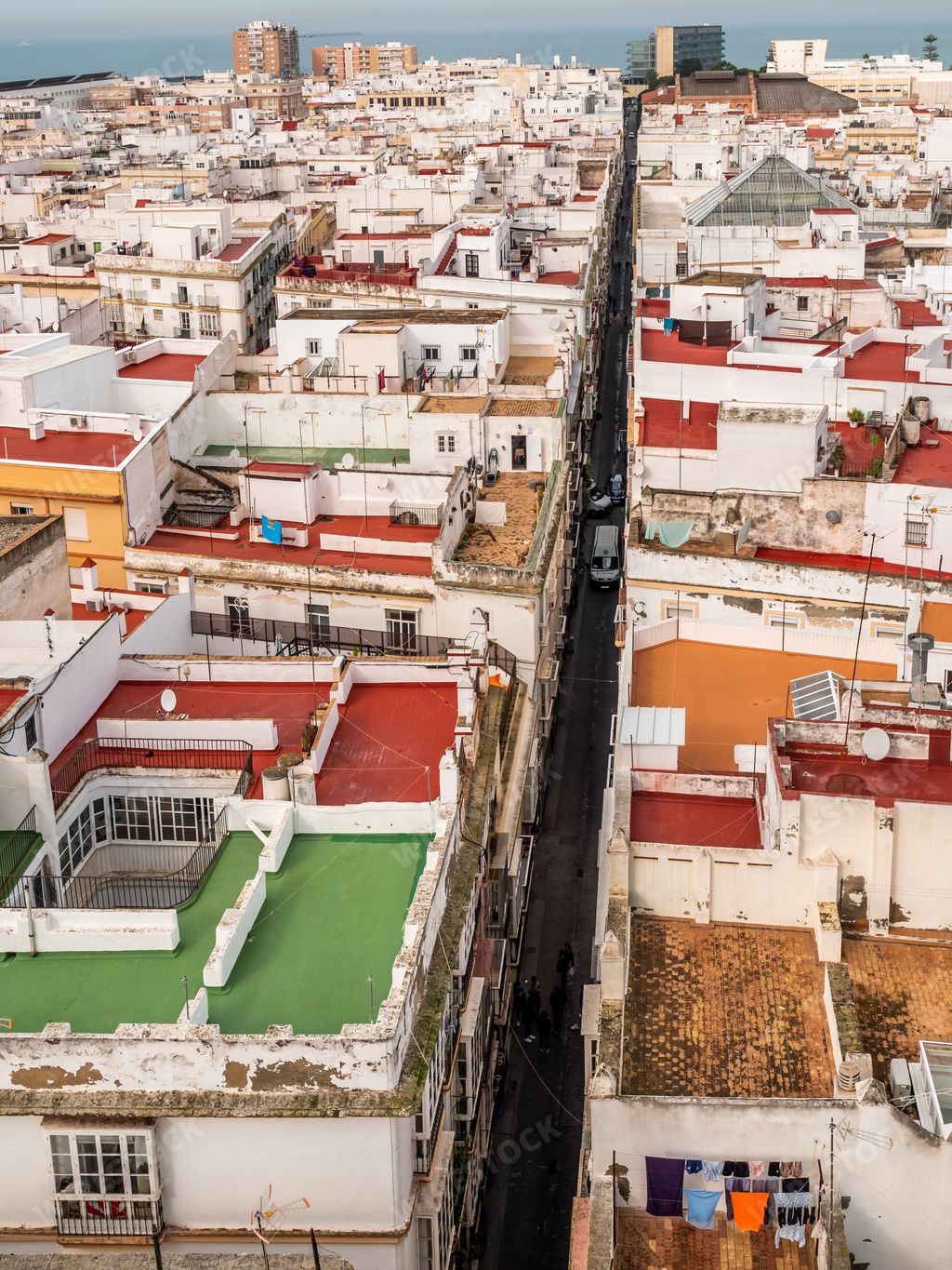 A bird's eye photo of a city of Cadiz in Spain