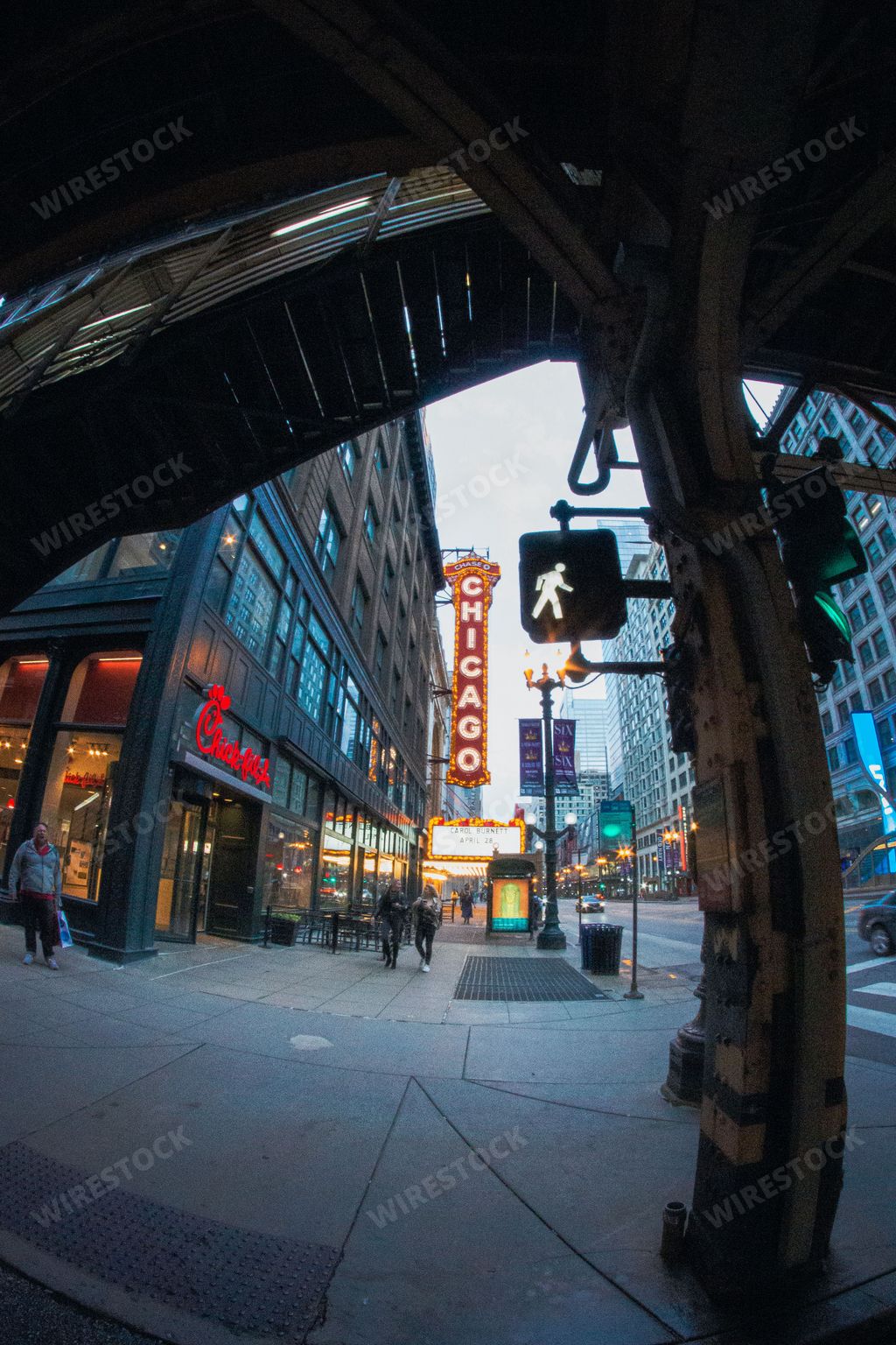 A view of the famous Chicago theatre from the street