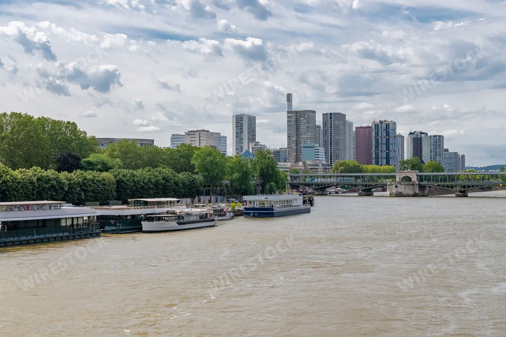 Paris, the Grenelle bridge on the Seine, with the towers of Beaugrenelle