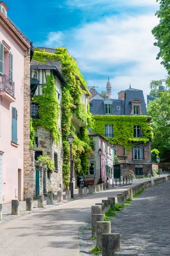Paris, buildings in Montmartre Stock photo | Wirestock