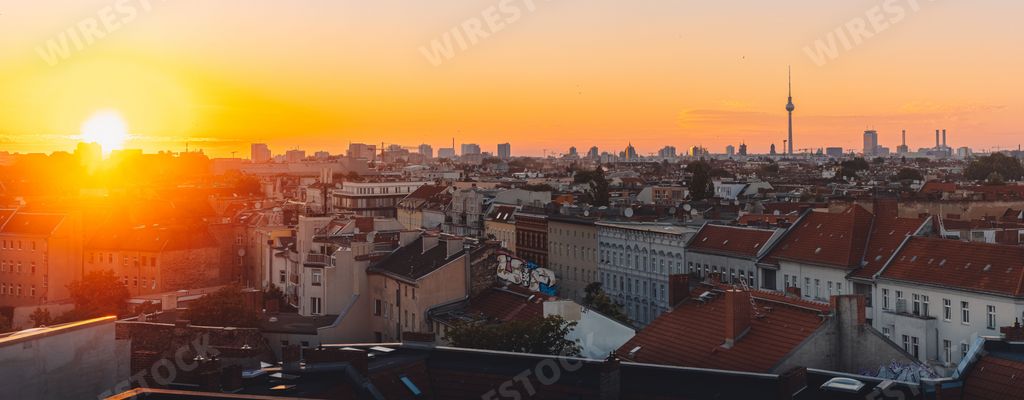 A scenic view of the sunset over the City of  Berlin in Germany