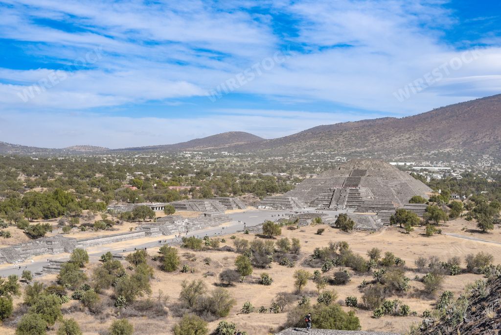 A beautiful shot of Teotihuacan pyramids, Mexico